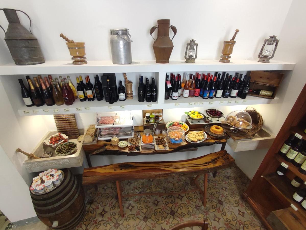 Boutique Rooms And Breakfast Granveliero Trapani Exteriör bild