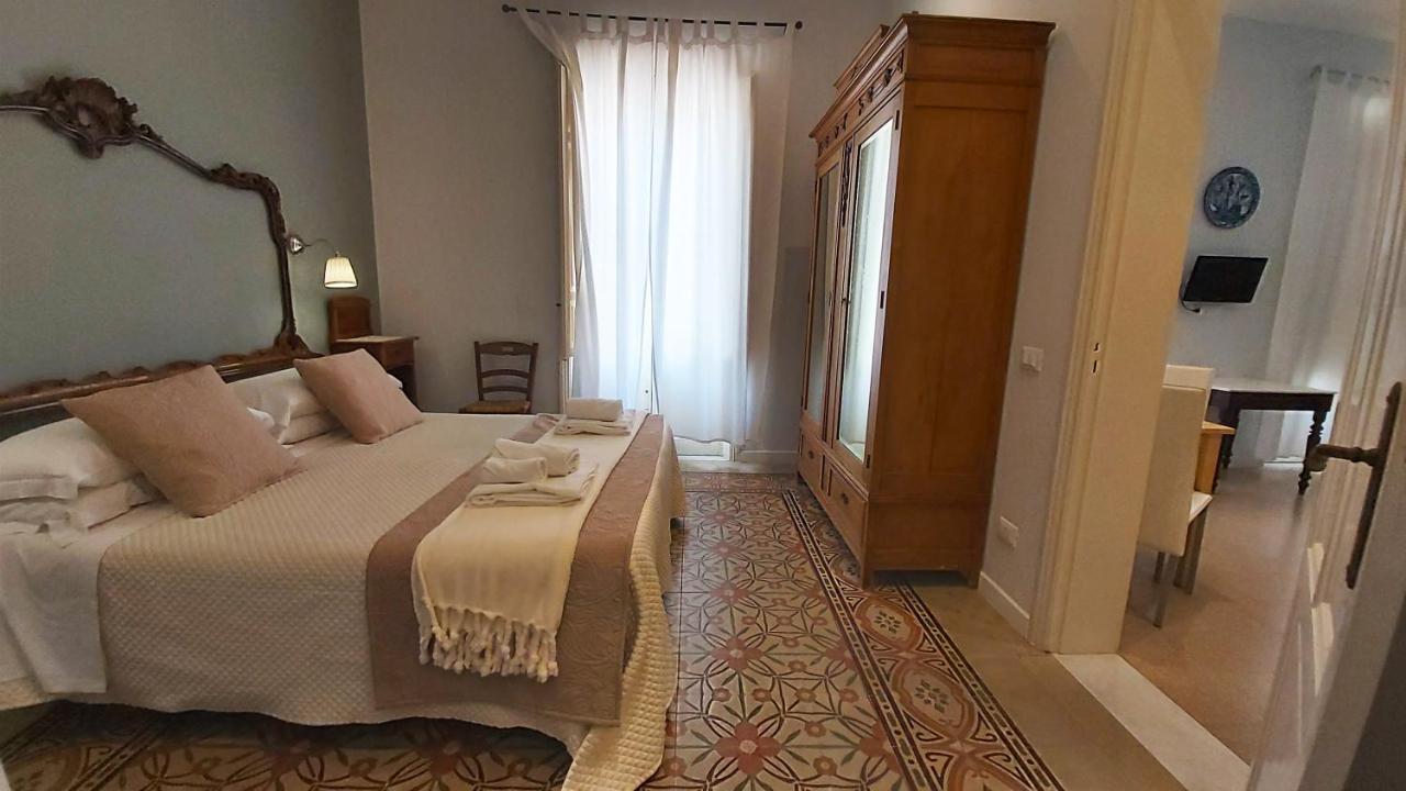 Boutique Rooms And Breakfast Granveliero Trapani Exteriör bild